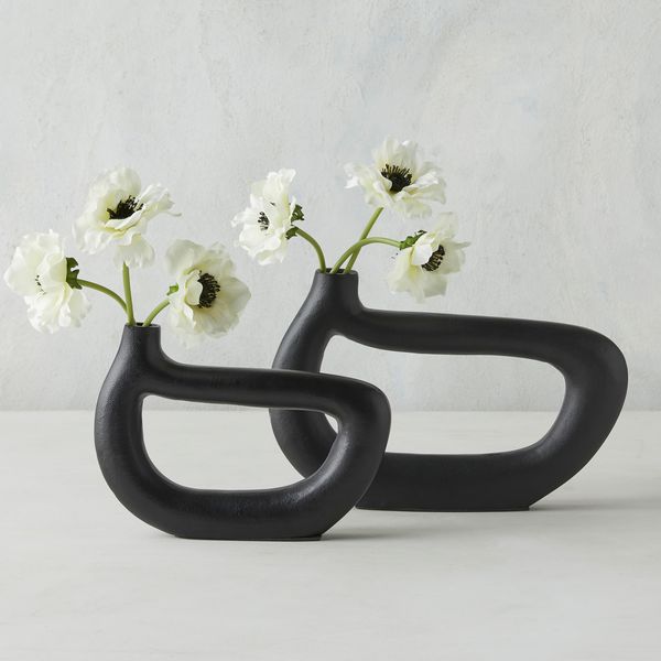 Nordic Dual Loop Circle Centerpiece Vase